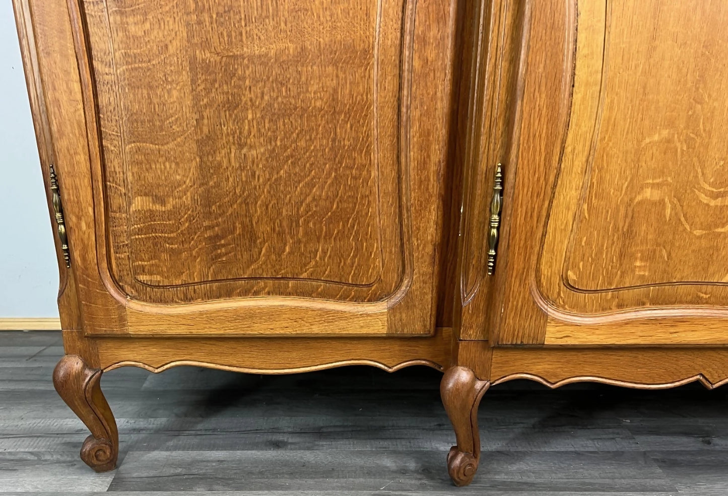 Wardrobe Vintage French Louis XVI Style Oak Four Door Carved Armoire LOT 4823
