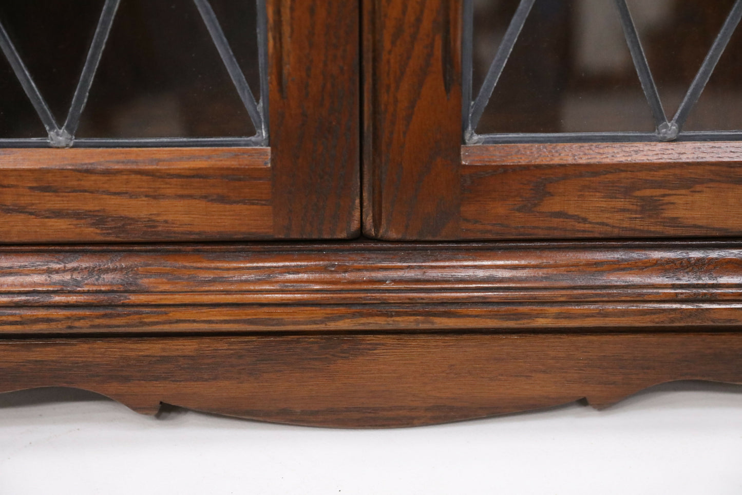 Old Charm Oak Hanging Corner Display Cabinet Tudor Brown #1914 FREE UK Delivery. SBR9573/1909D