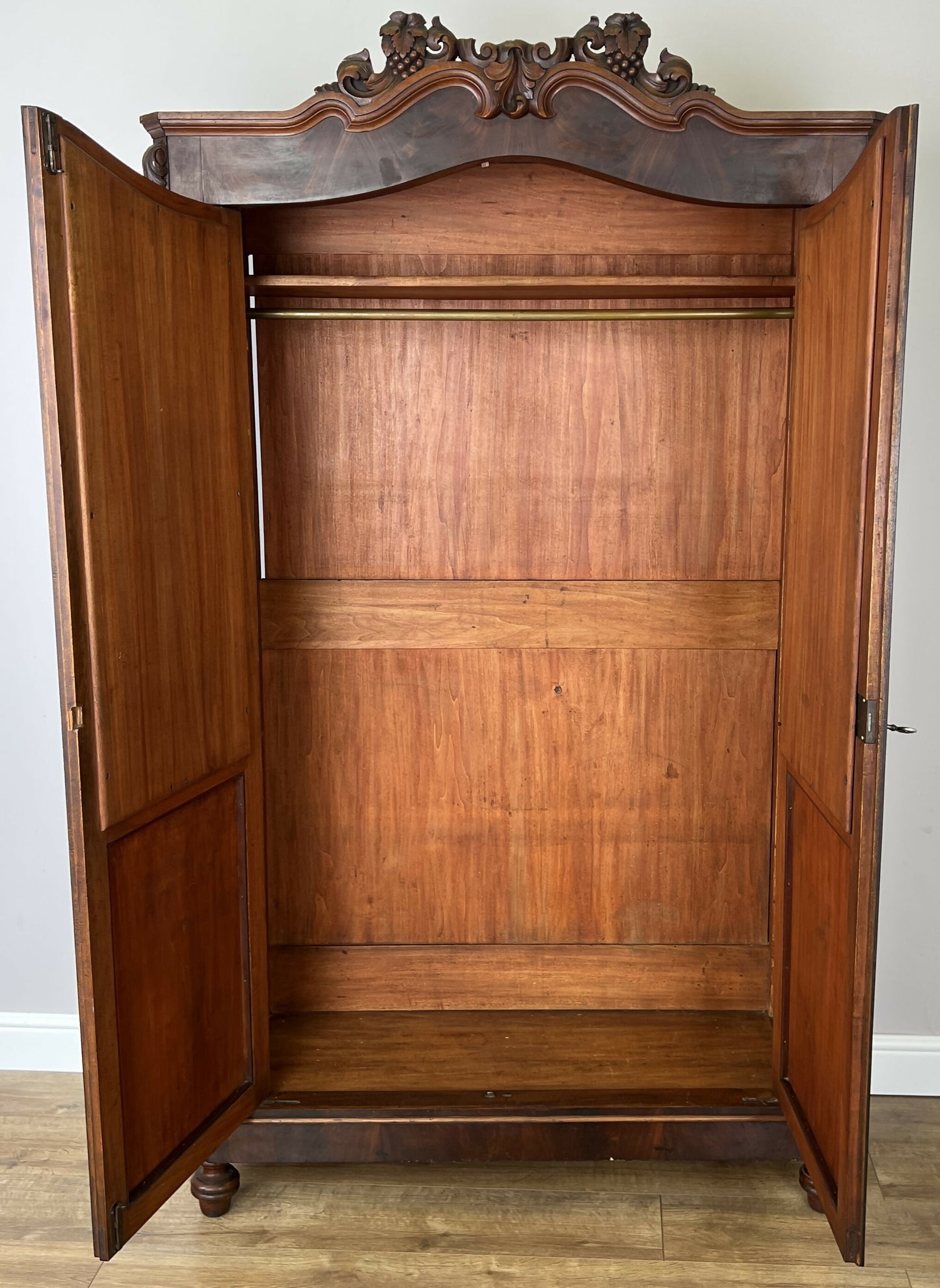 Wardrobe Antique French Burr Walnut Two Door Mirrored Armoire Cabinet LOT 6374