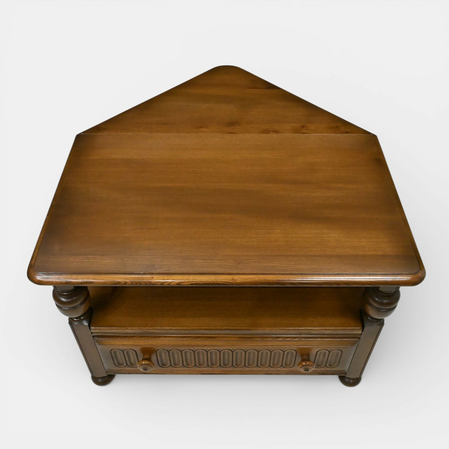 Ercol Corner TV Stand Video Cabinet Golden Dawn Corner Flap FREE UK Delivery*. SBR11073/2210E