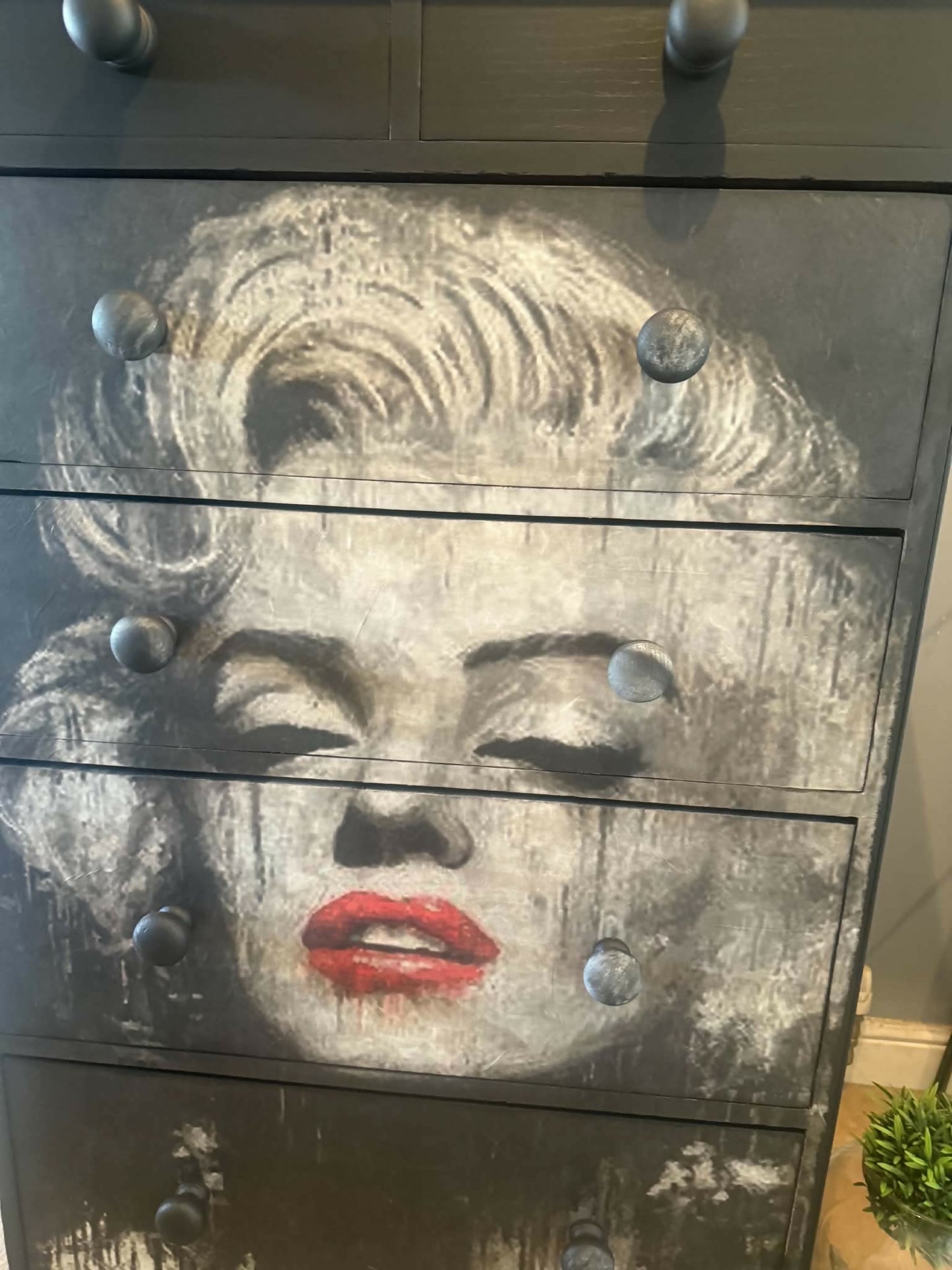 Marilyn Monroe Statement Chest of Drawers