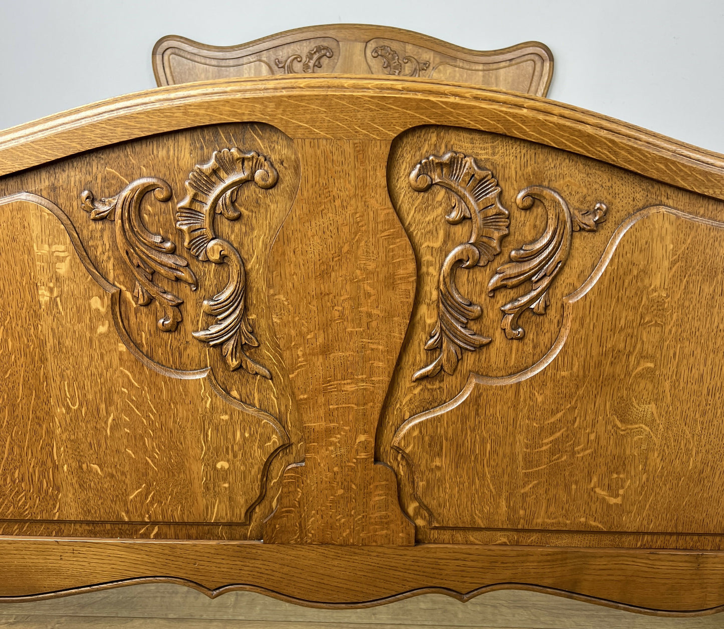 Bed Vintage French Louis XVI Double Bed Frame Oak Carved Headboard LOT 6459