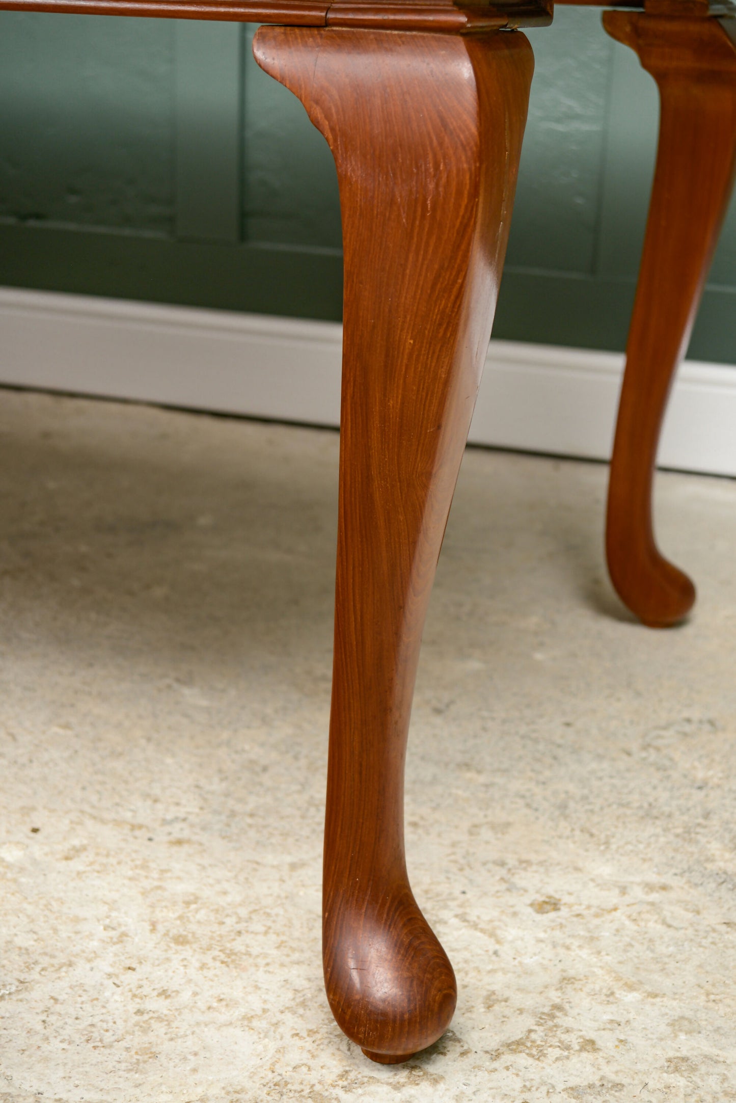 7.5 ft Solid Mahogany Dining Table - 8 Seater - Rectangular - Queen Anne Style