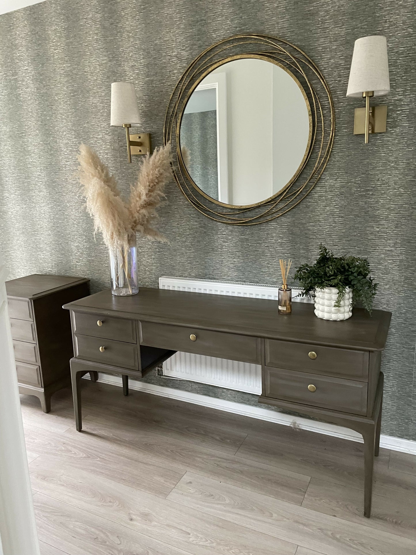 Stag 5 drawer dresser