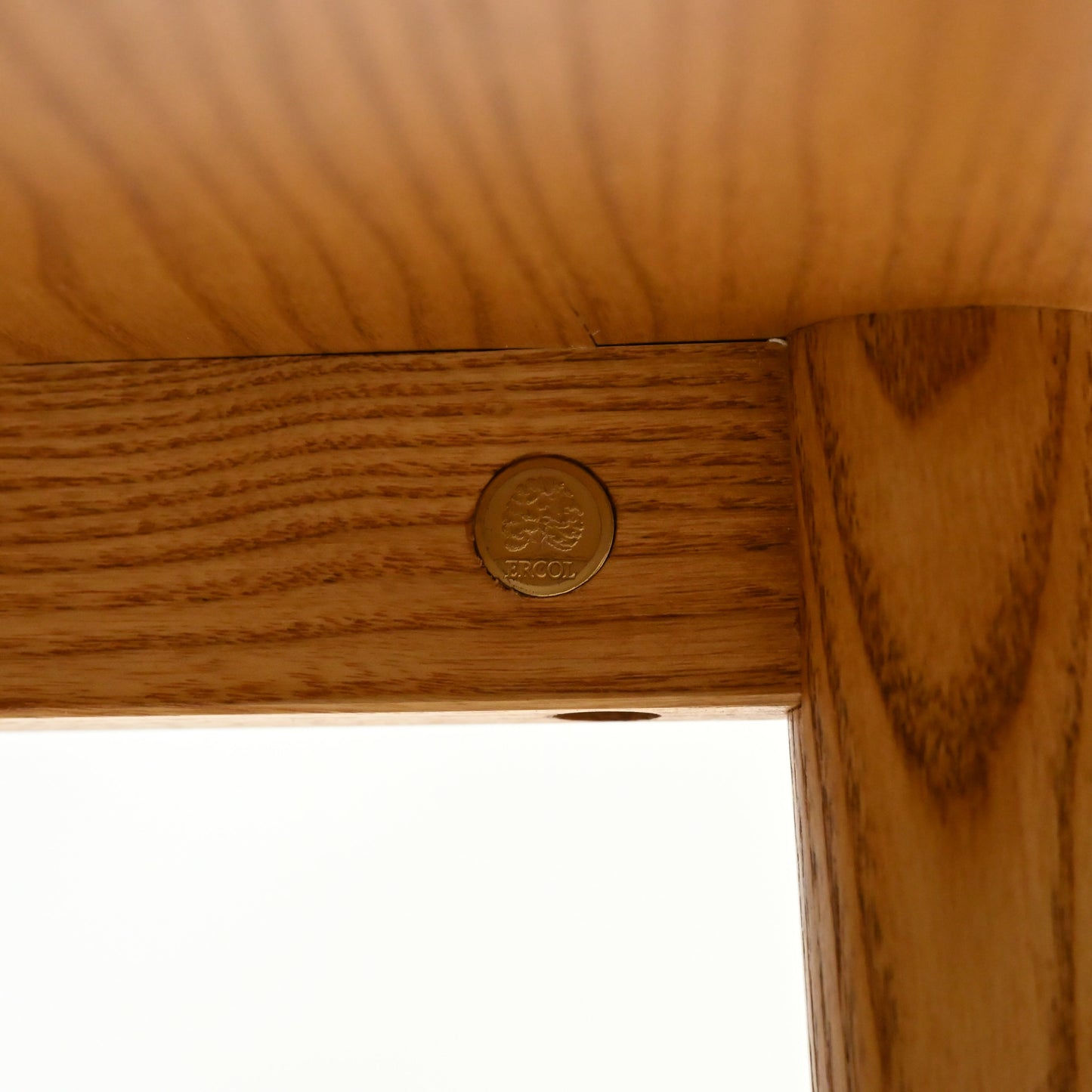 Ercol Round Side Table Light Finish And Excellent Condition Light FREE Delivery*. SBR10872/2808E