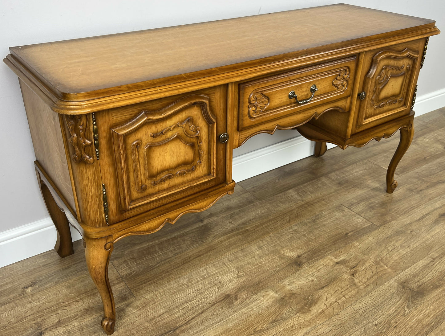 Sideboard Vintage French Louis Style Carved Cupboard TV Stand Cabinet LOT 6271