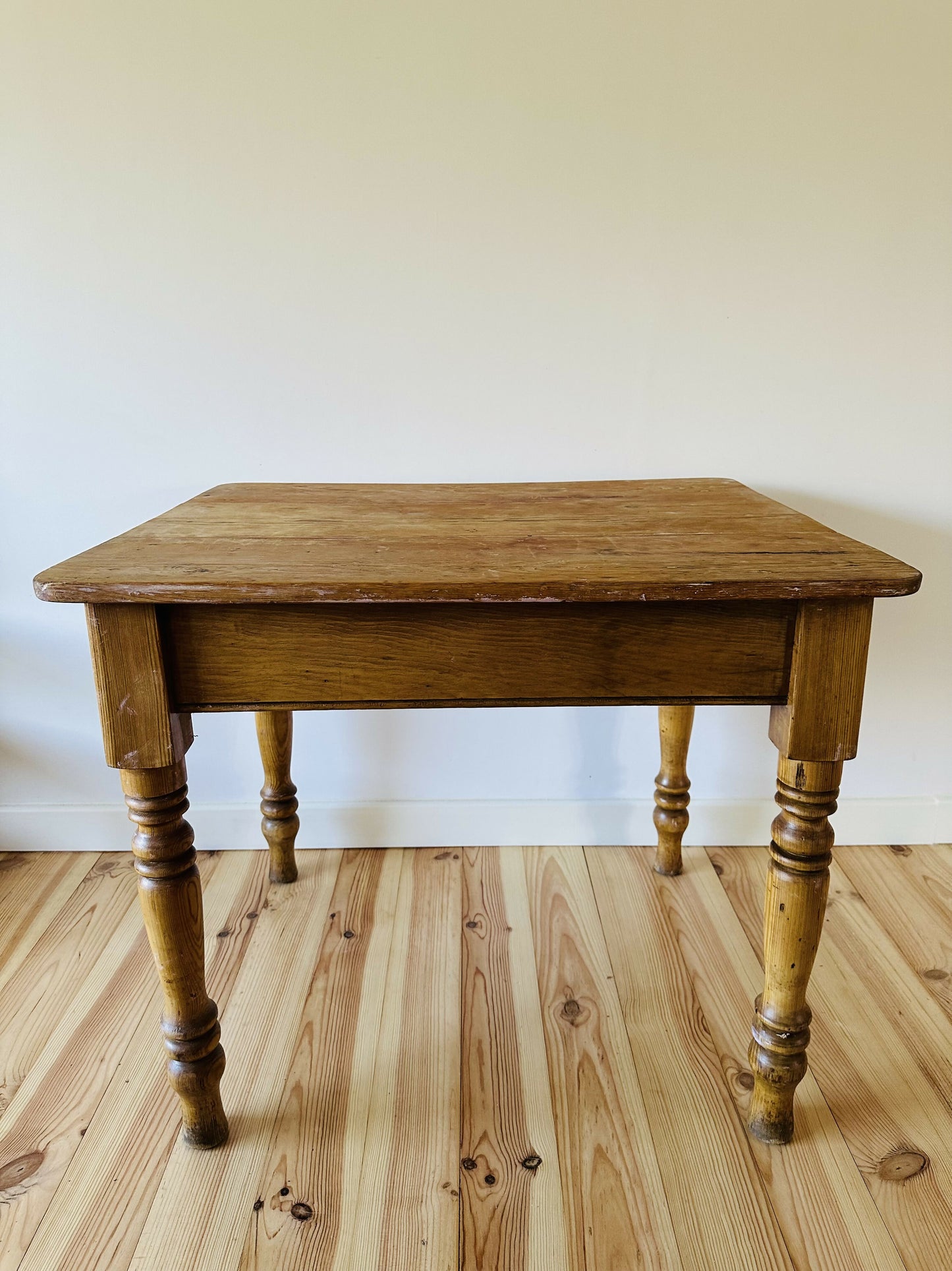 Antique Pine Table Scrub Top Rustic Kitchen Stripped Dining Table
