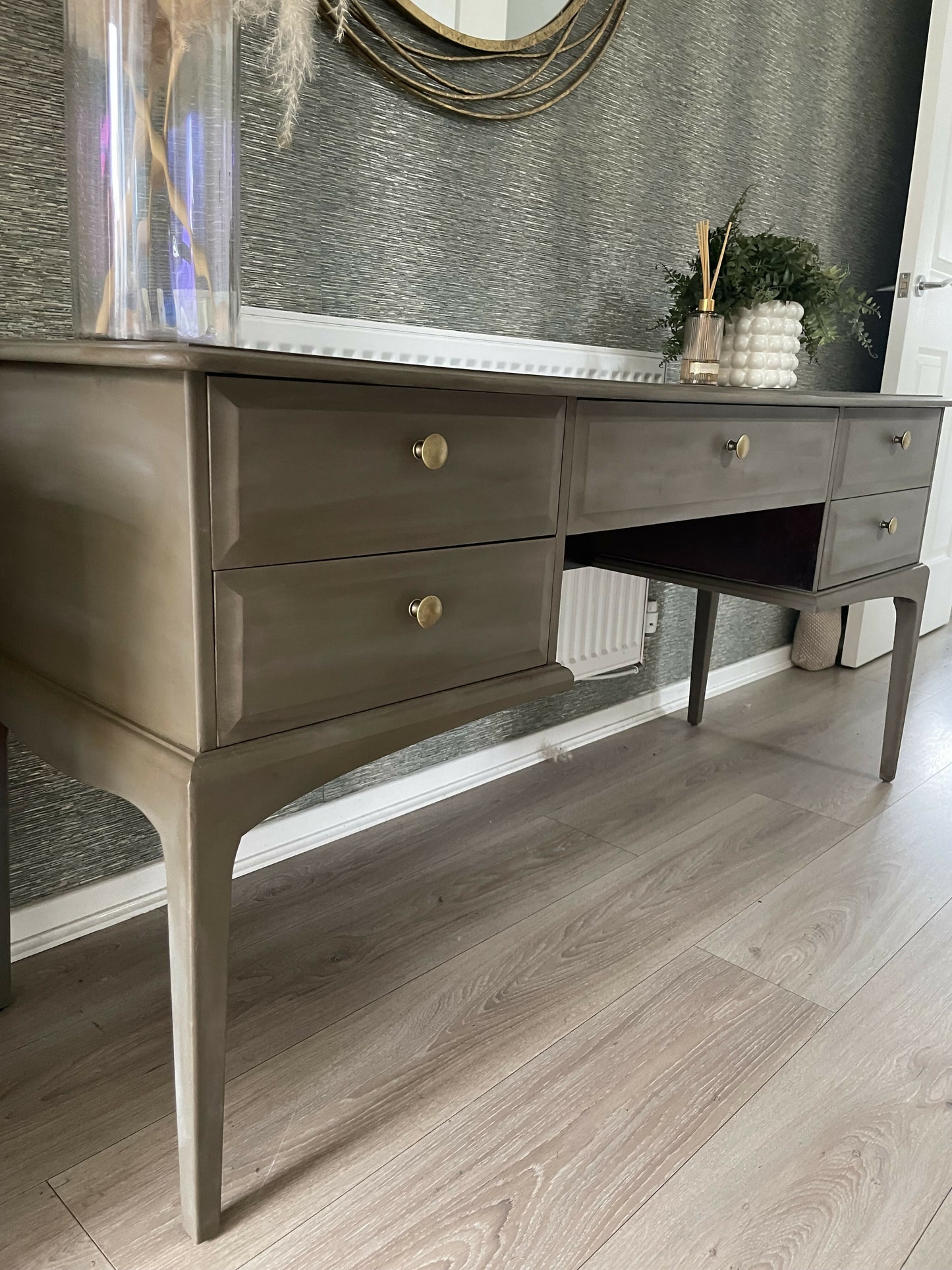 Stag 5 drawer dresser