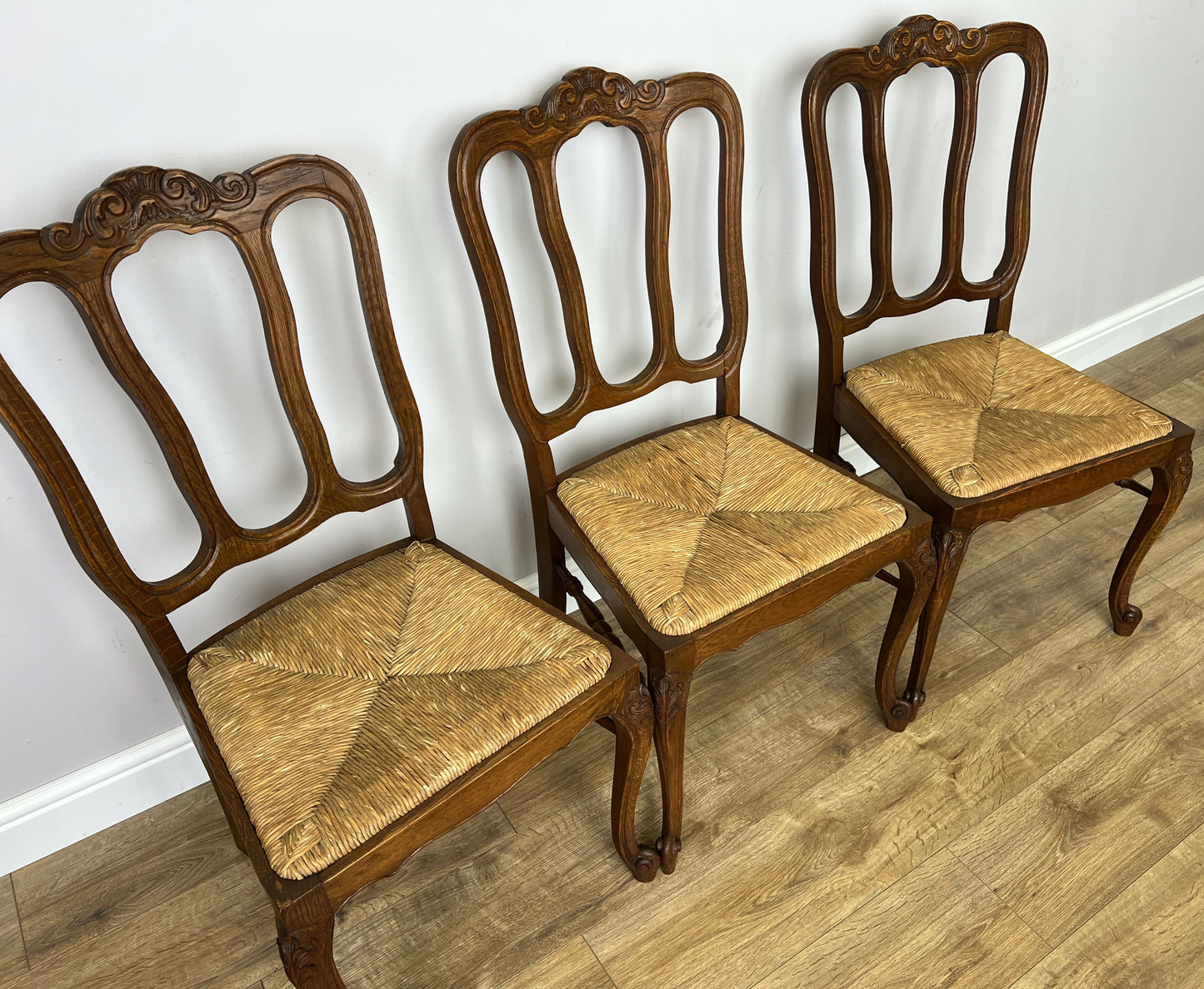 Dining Chairs Vintage French Louis Style Oak Rush Seat Set of 6 Chairs LOT 6348