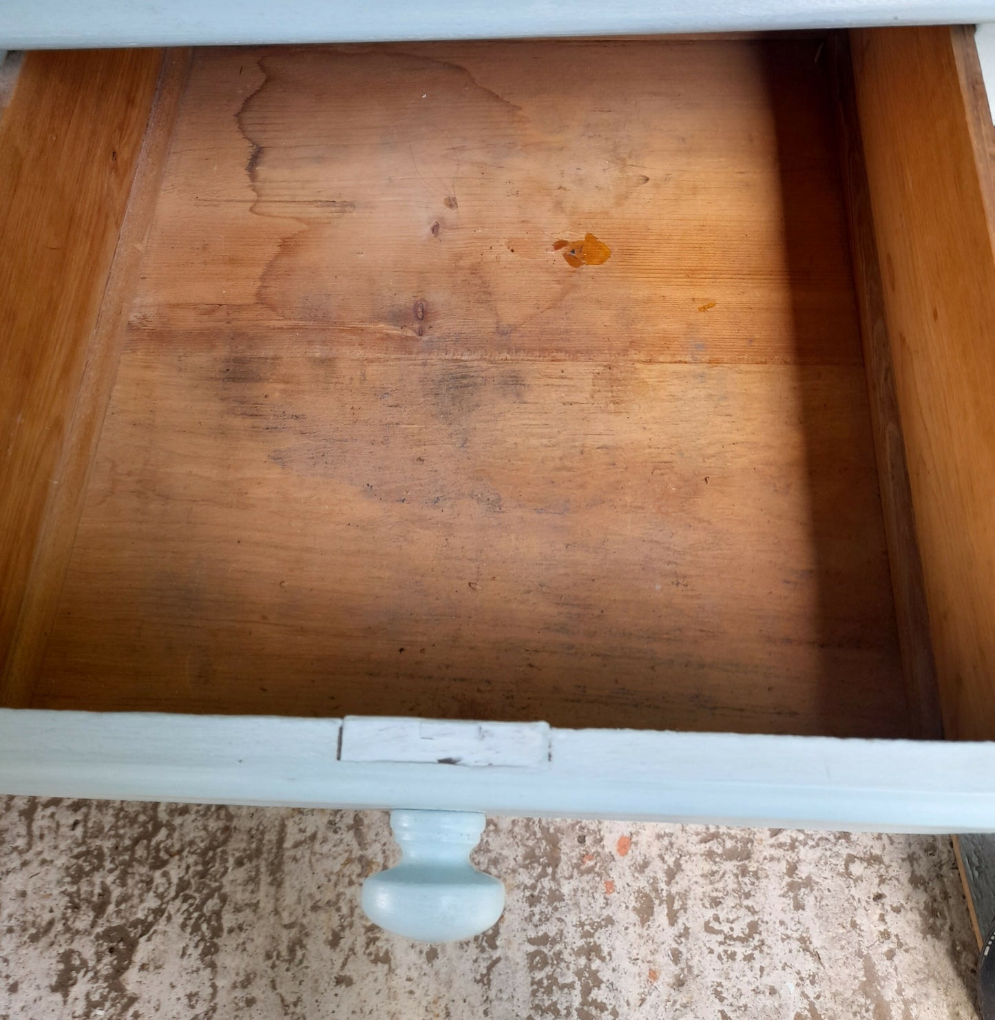 Victorian Walnut Chest of Drawers
