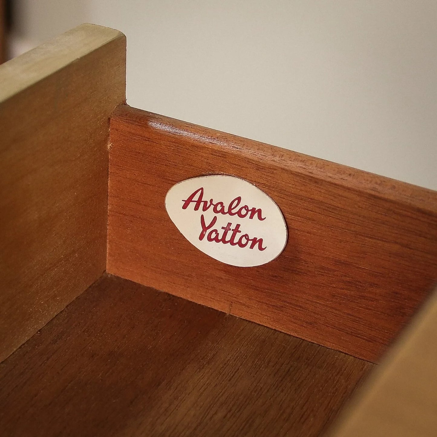 Vintage retro chest of drawers Avalon Yatton Oak faced Mid Century Retro