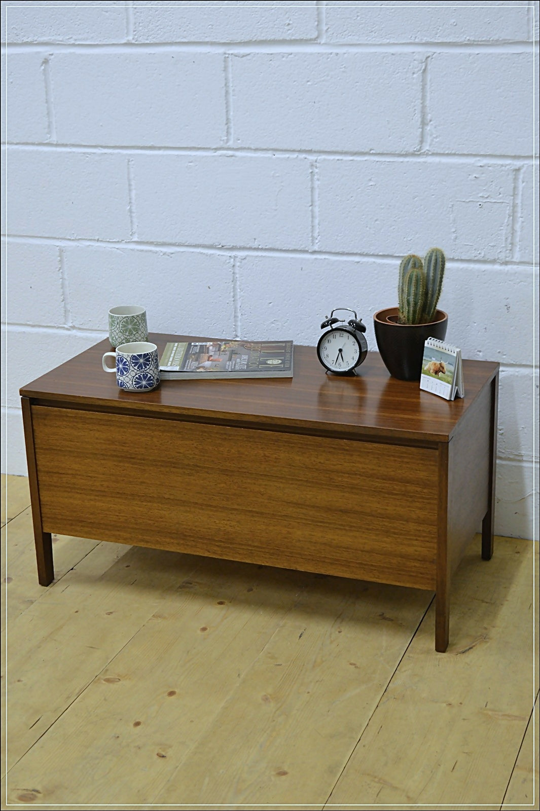 vintage blanket box Meredew coffee table teak tv stand danish design DEKIVERY