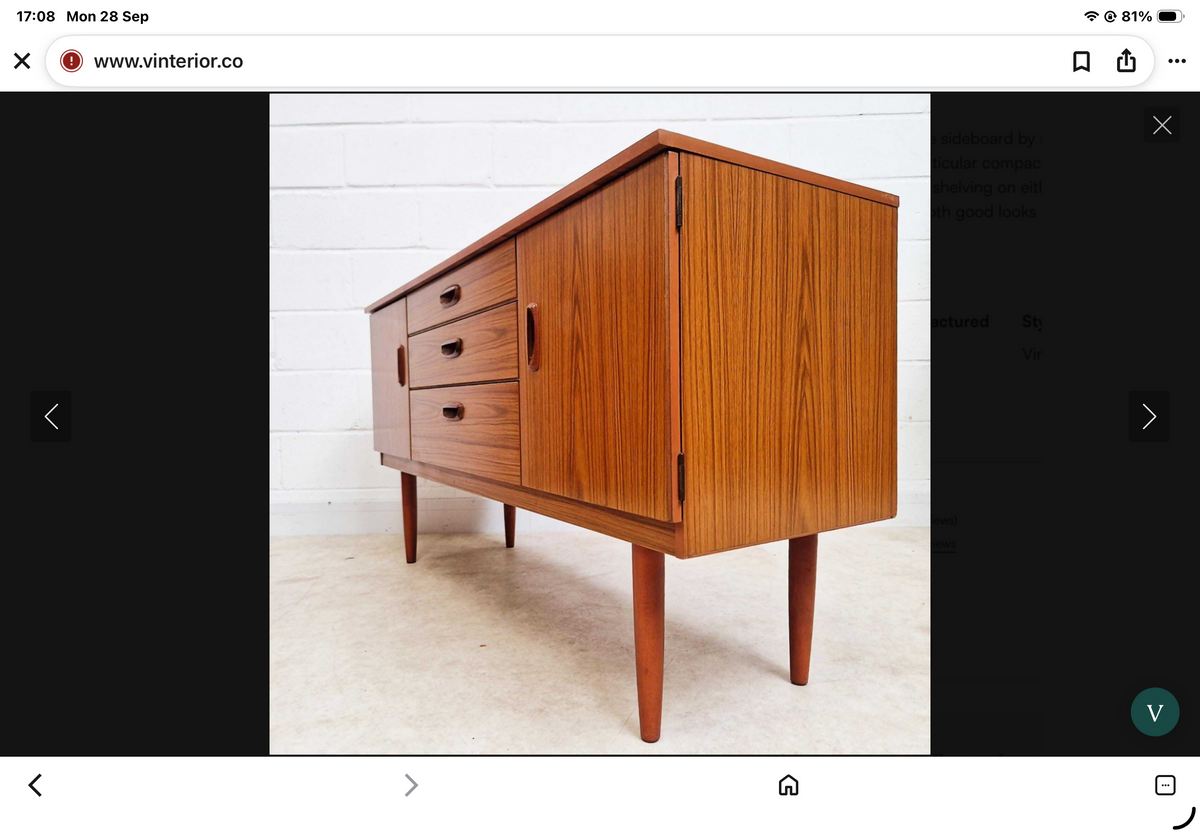 Vintage 1970s Schreiber Mid Century Sideboard/Dresser