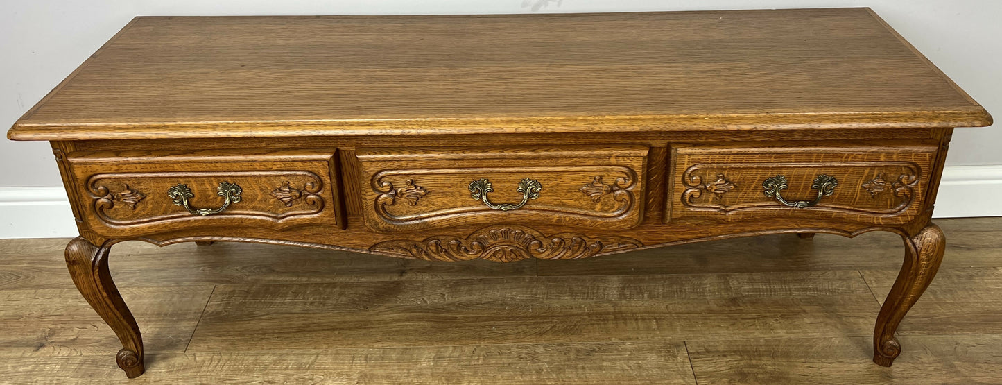 Cabinet Vintage French Louis Style TV Stand Cabinet Carved Sideboard LOT 6342