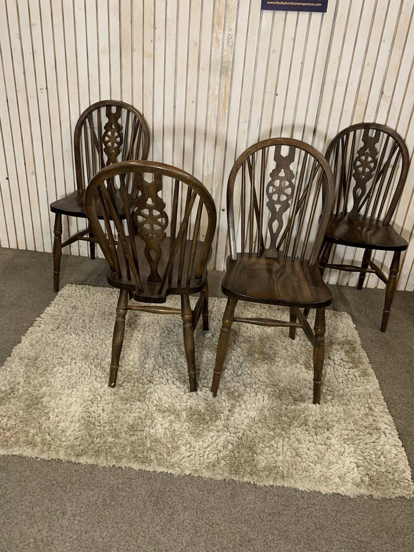 Set of 4 Vintage Wheel Back Dining Chairs – Solid Wood – Carved Backrest