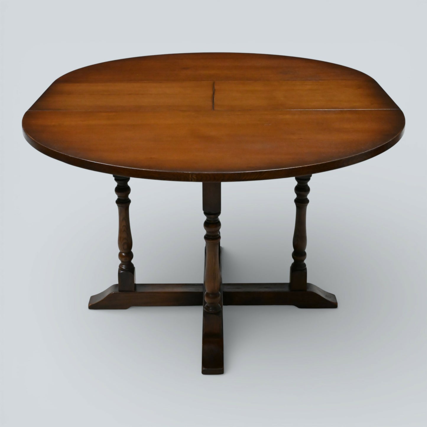 Old Charm Oak Round Dining Table Extending Seats 6 Tudor Brown FREE Delivery*
