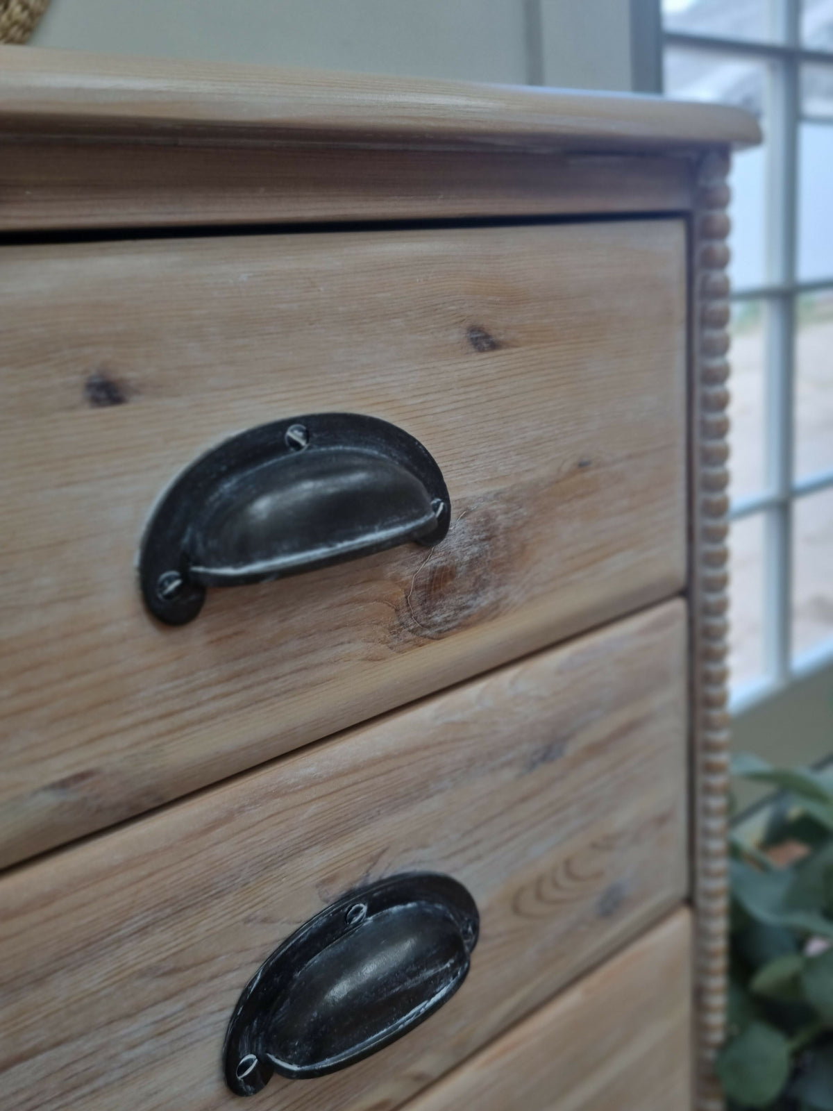 Rustic pine chest of drawers with bobbin detailing