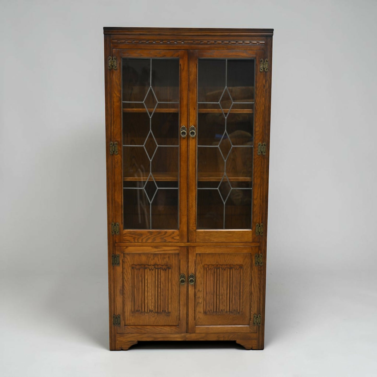 Old Charm Bookcase Display Cabinet Light Oak Finish EXC Clean FREE UK Delivery*