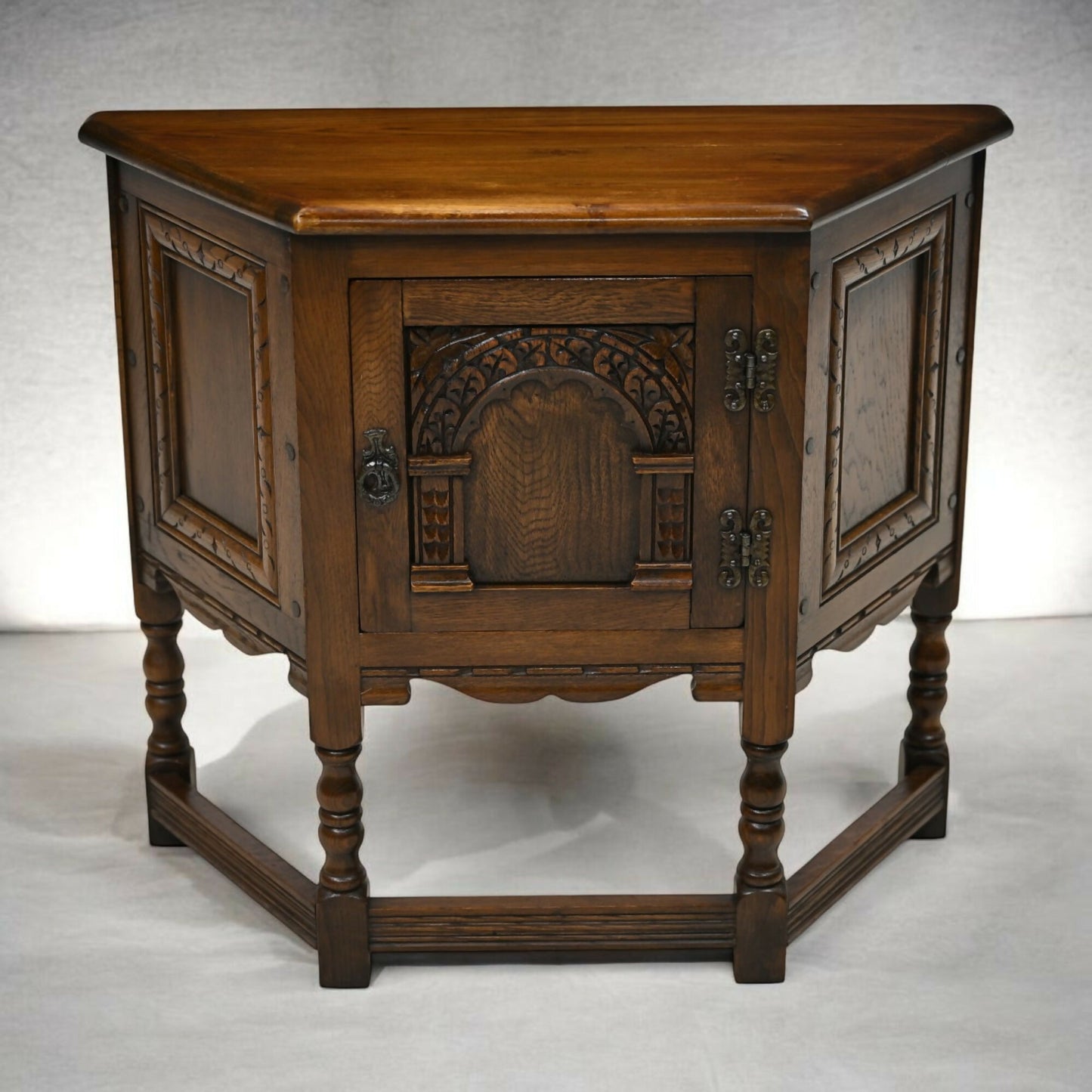 Old Charm Oak Hall Table With Cupboard Light Oak vintage Sideboard FREE Delivery