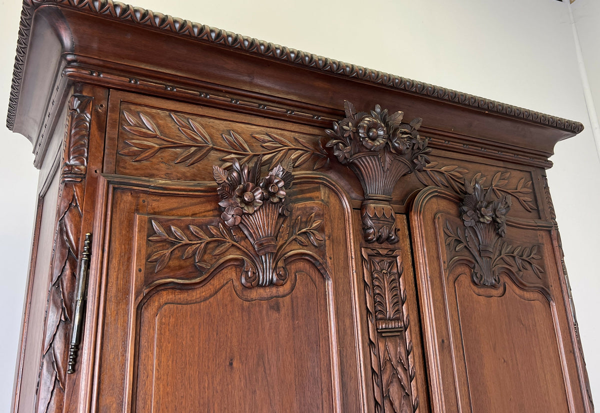 Wardrobe Antique French Style Walnut Two Door Carved Armoire LOT 6499