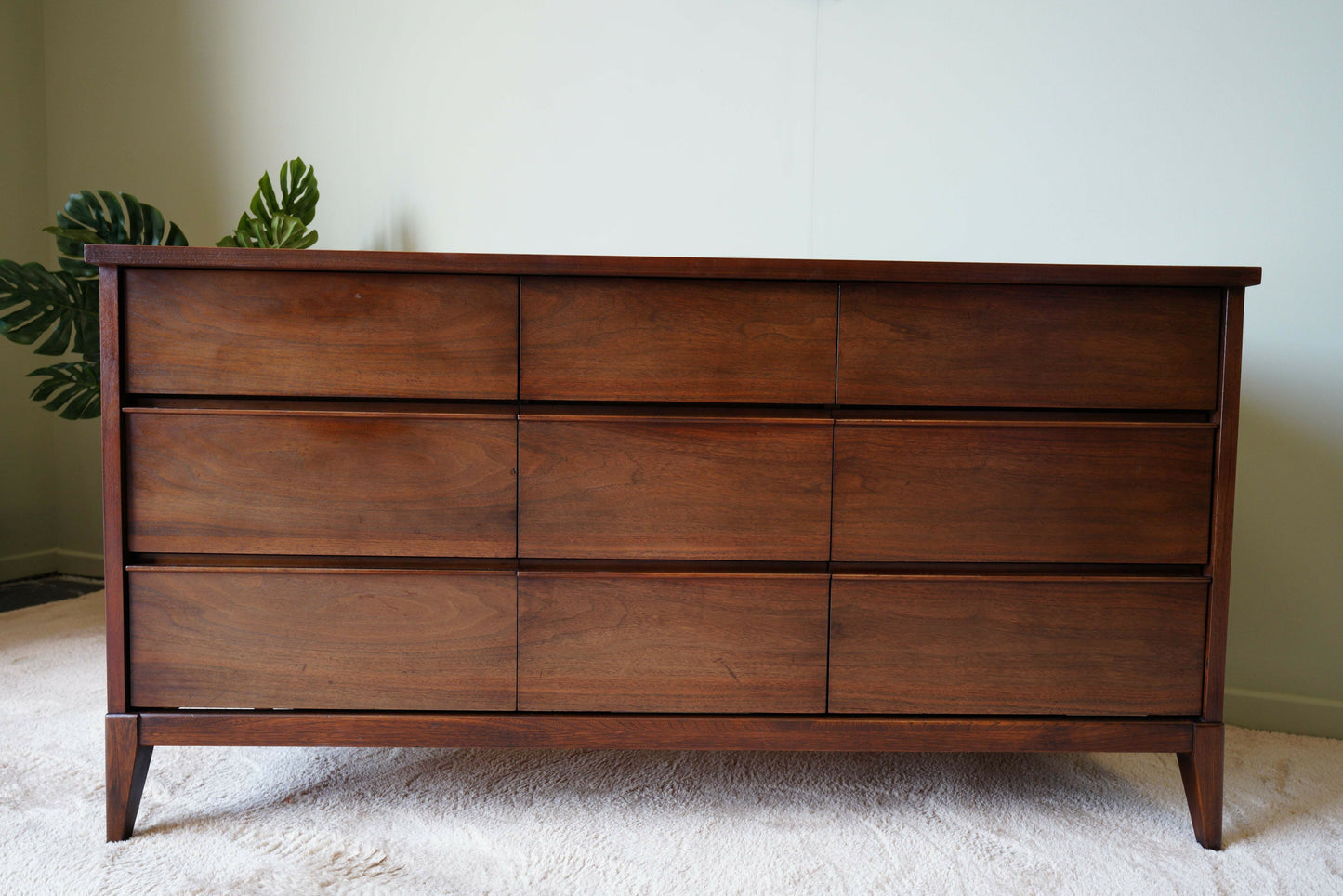Nine Drawer Vintage Chest In Figured Walnut – Canada, C. 1960s