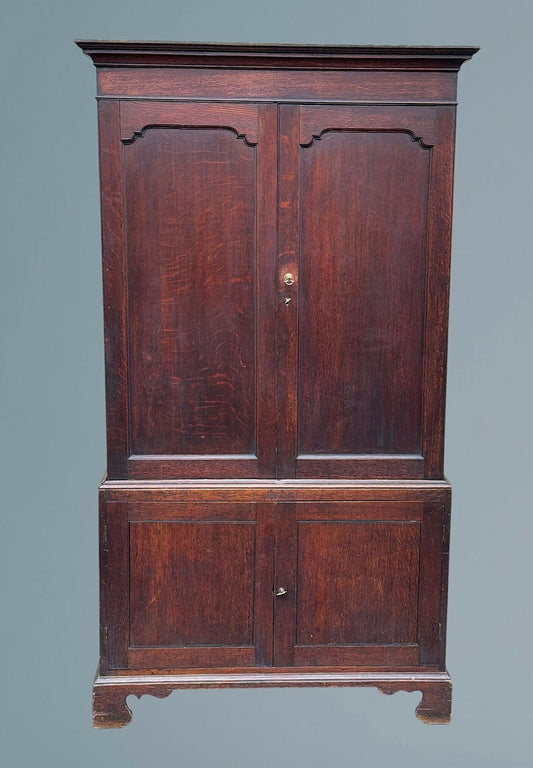 Oak Press Cupboard, Late 18th Century
