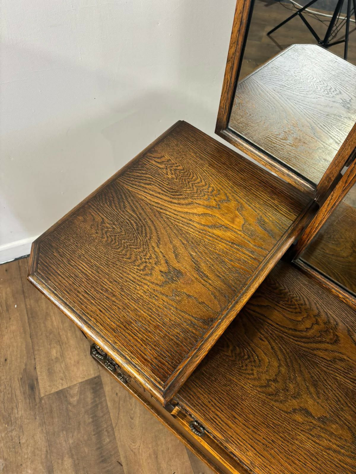 Vintage Oak Dressing Table With Triptych Mirror