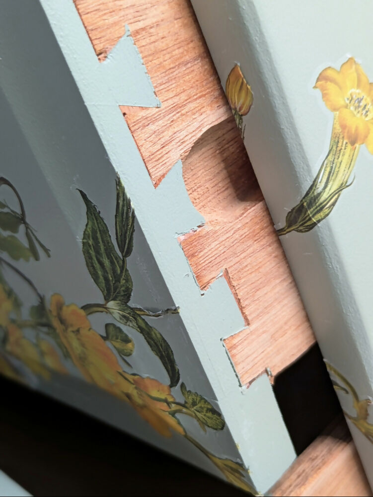 Stag Minstrel Chest of Drawers
