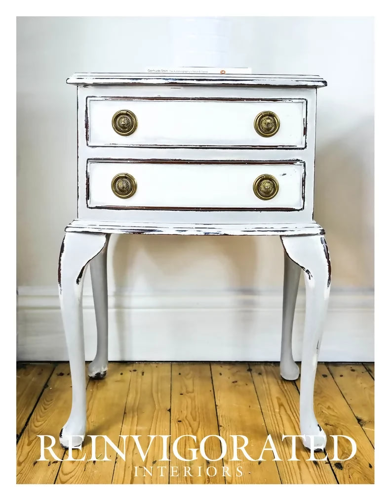 SOLD A pair of bow front Queen Anne legs bedside tables in Paris Grey and Old White