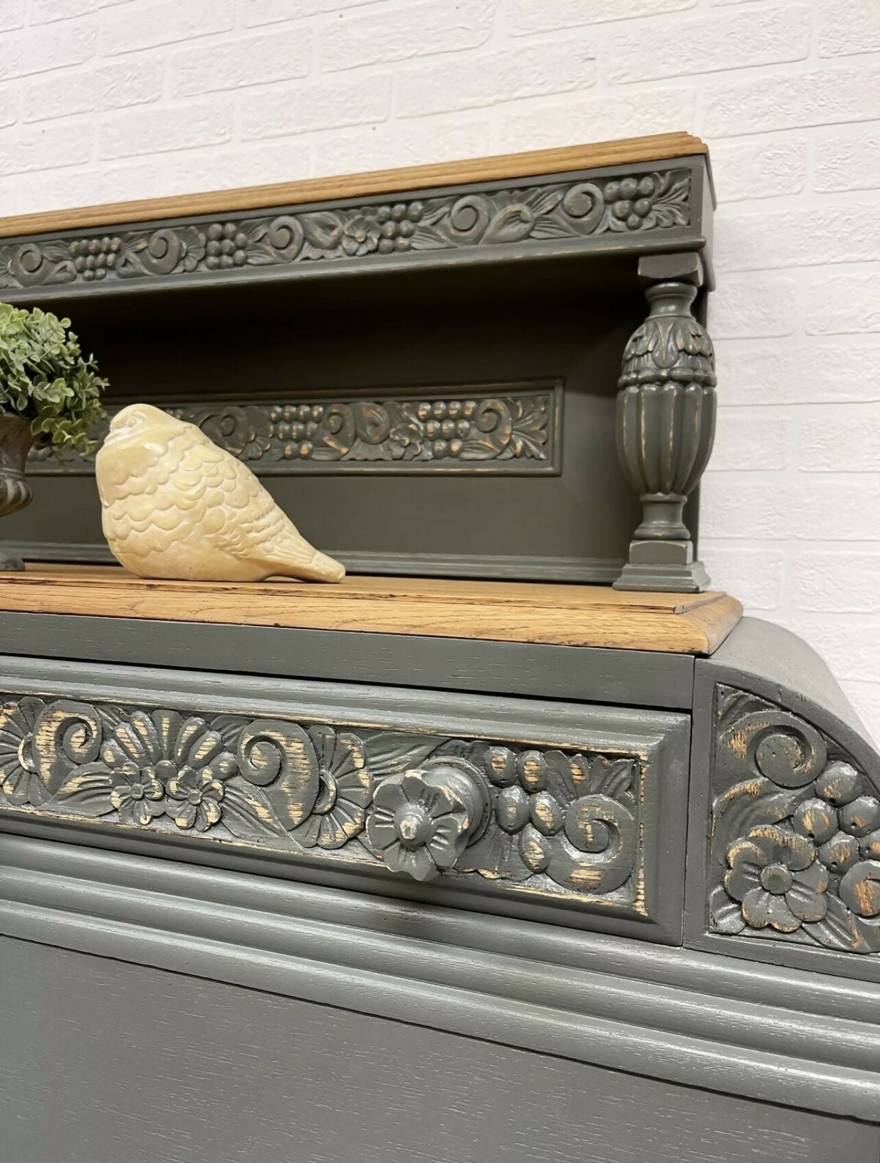 Stunning Art Deco Vintage Sideboard Solid Oak