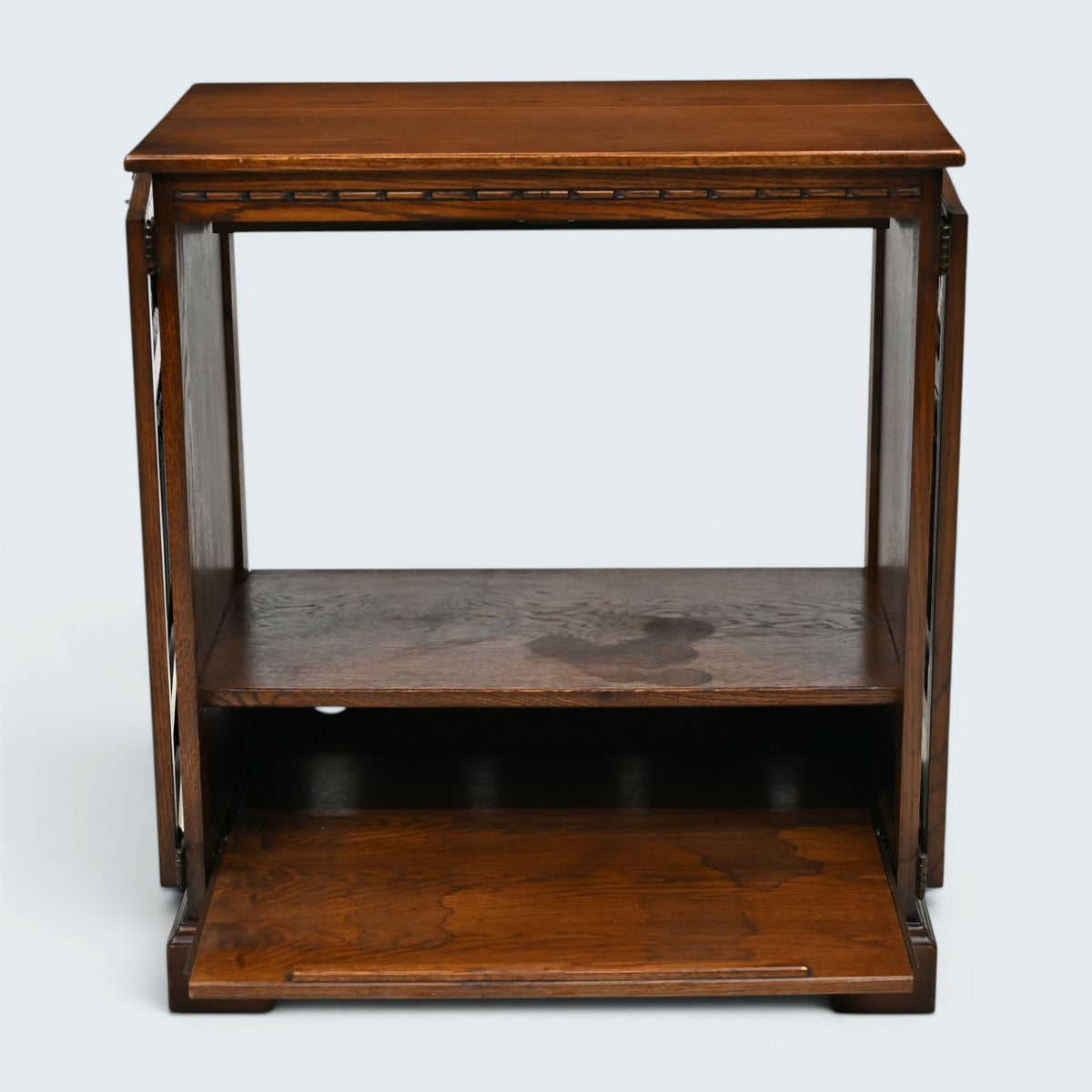 Old Charm Oak TV Video Cabinet Cupboard Tudor Brown Model 1962 FREE UK Delivery
