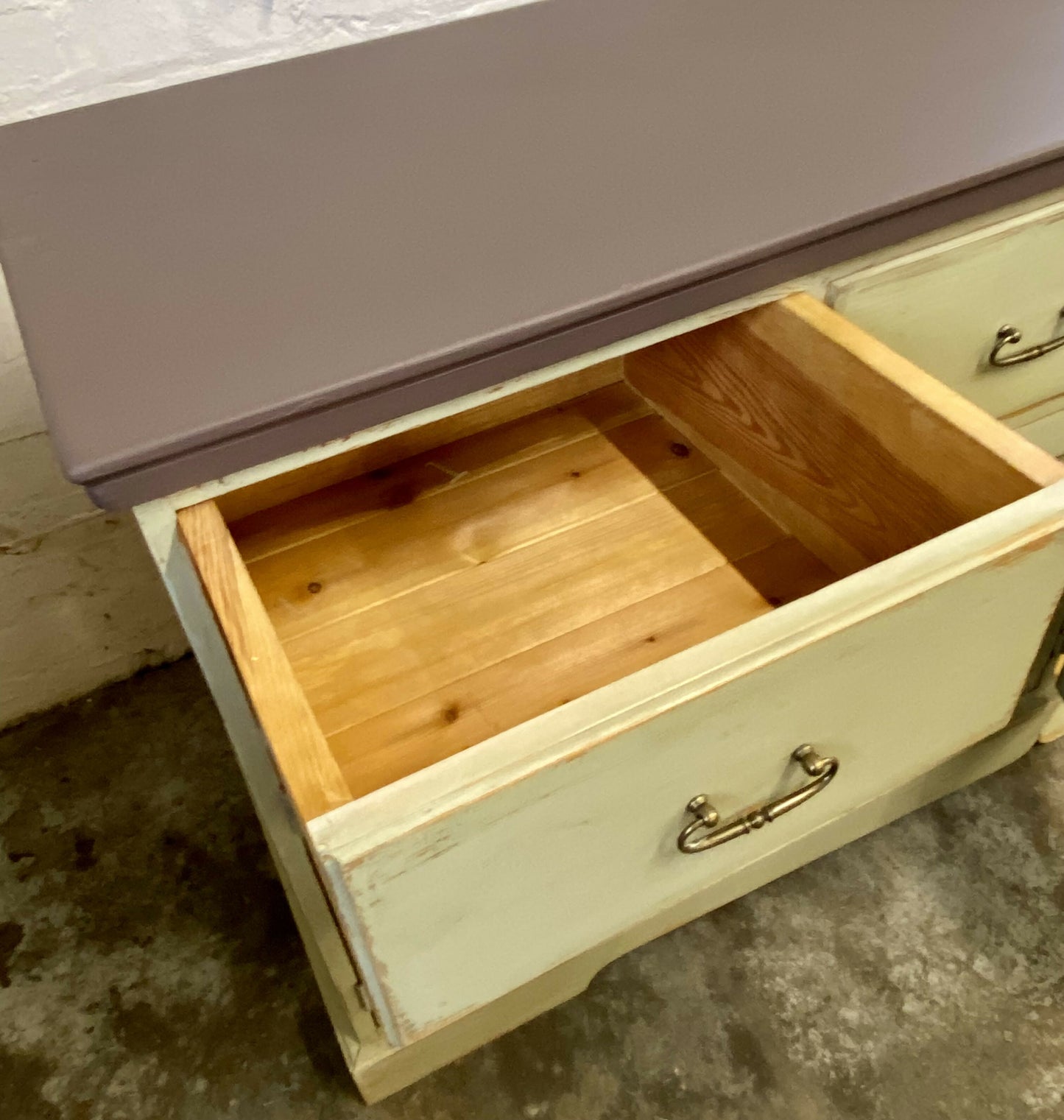 Sideboard Dresser base