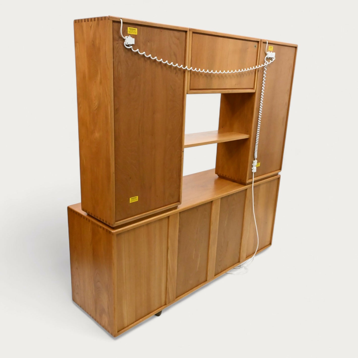 Ercol Windsor Sideboard Display Cabinets Light Finish #455L FREE* UK Delivery. SBR10446/1205E