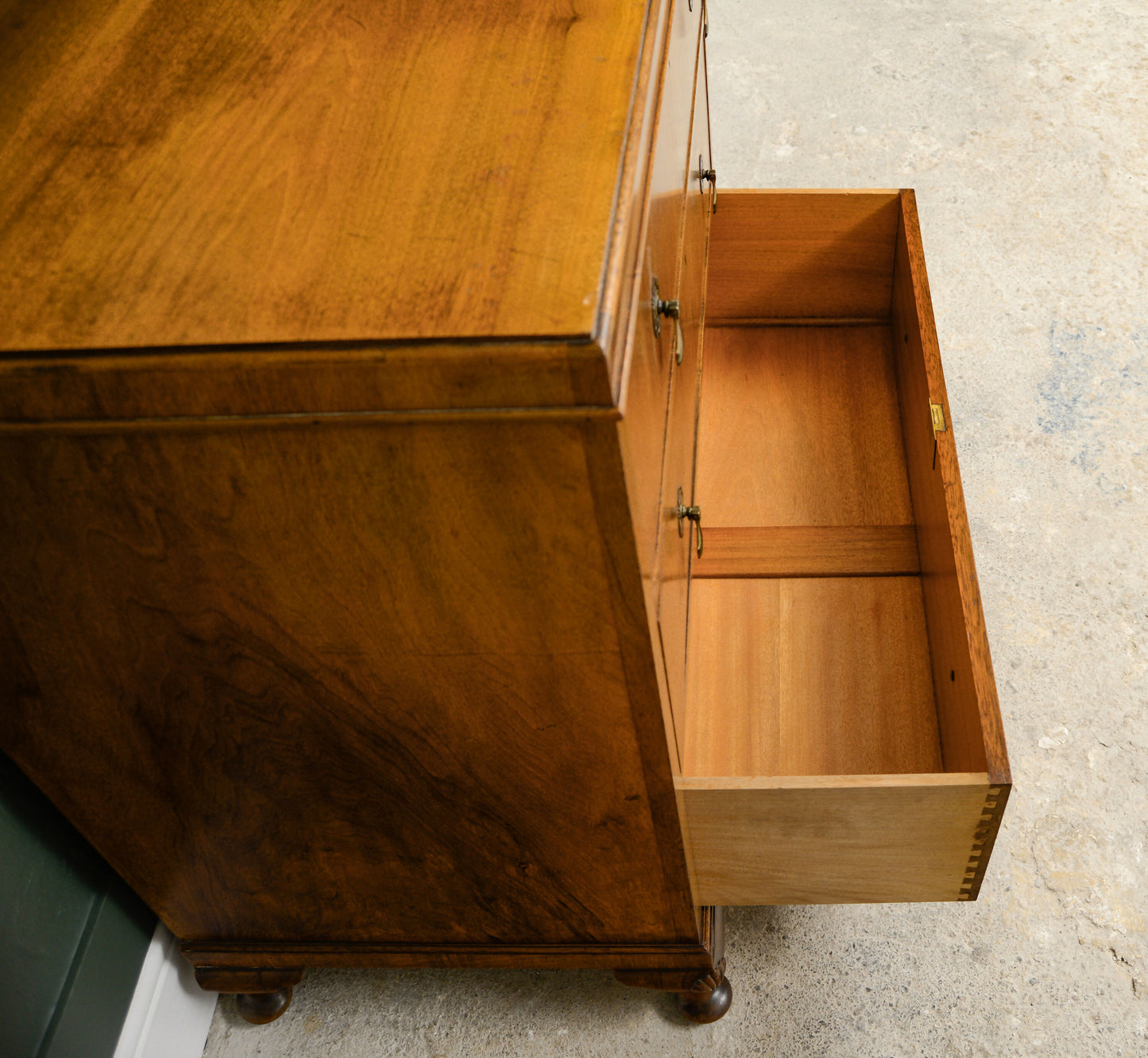 Art Deco Walnut Chest of Drawers - Queen Anne Legs