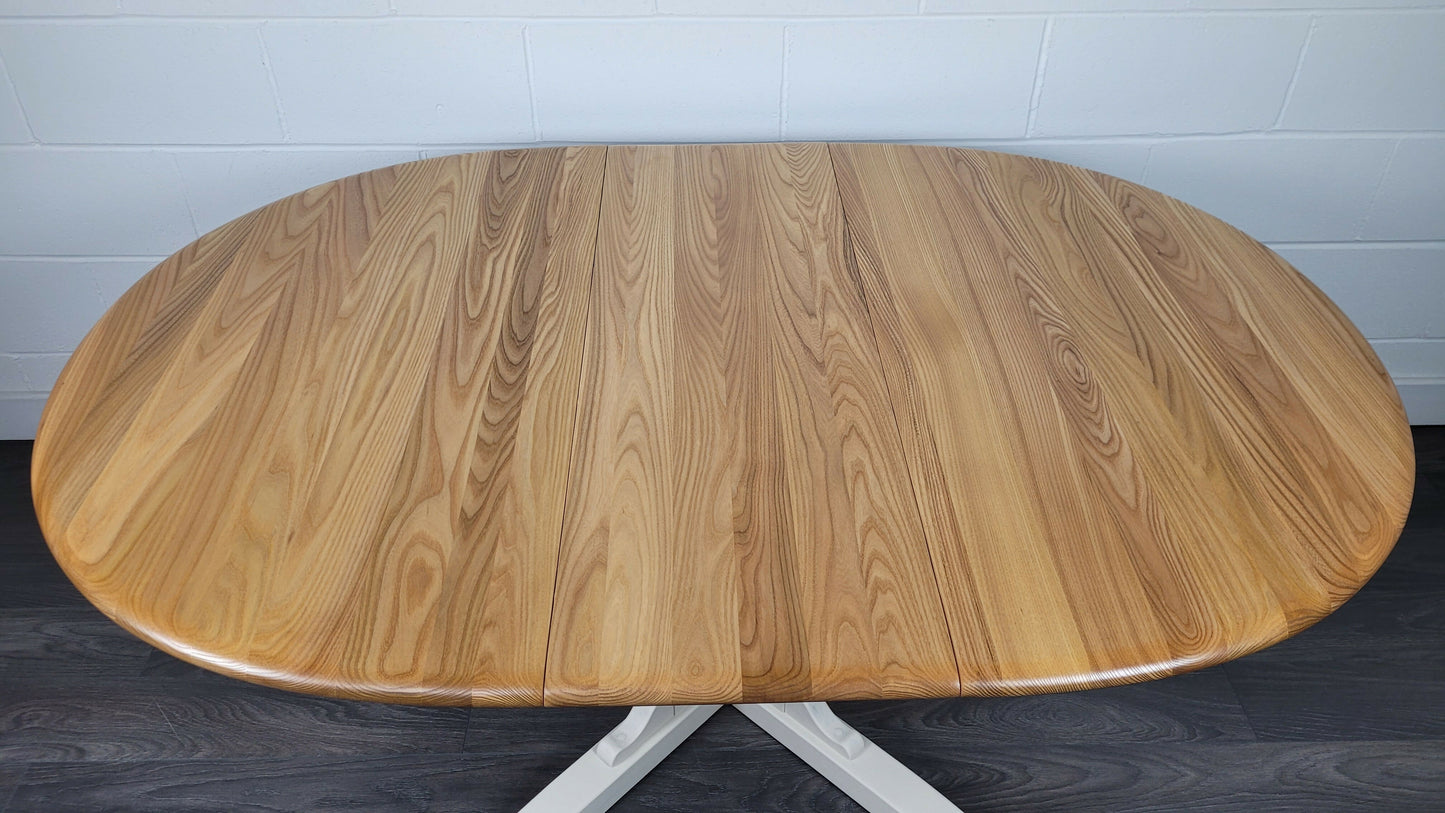 Ercol Chester Extending Pedestal Table, 1990s