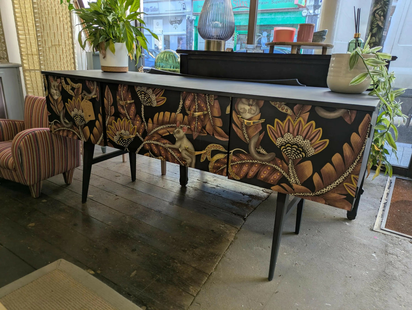 Midcentury Modern Charcoal Grey Sideboard: Animal Print TV Unit