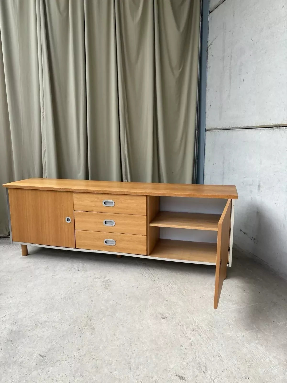 Vintage Late Mid Century 90s Sideboard Modernist Media Cabinet Unit Lp Storage R1122