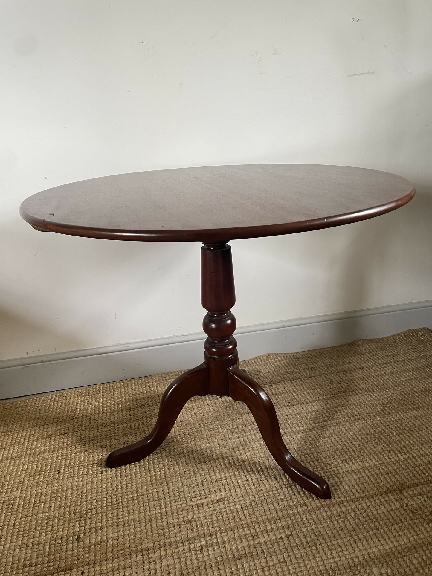 Antique Mahogany Tilt Top Coffee Table