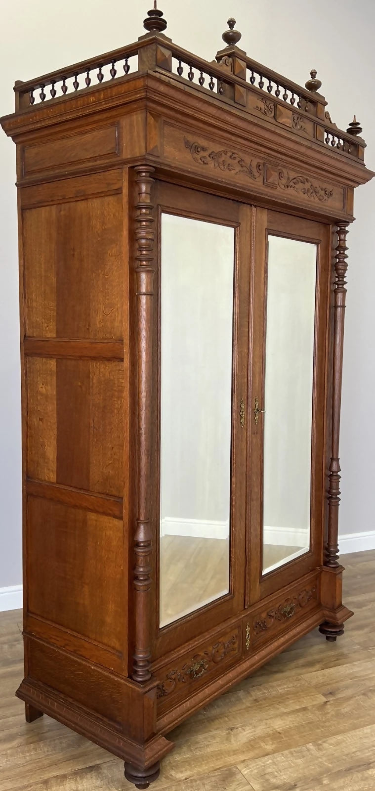 Wardrobe Antique French Oak Two Door Mirrored Carved Armoire Cabinet LOT 6153