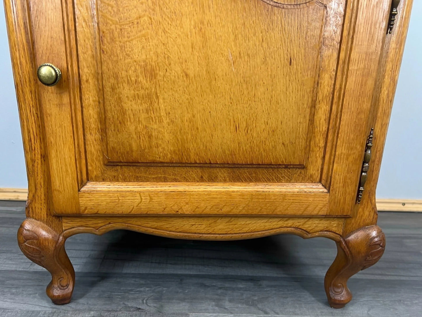 Pair of Bedside Tables Vintage French Louis Oak Cabinets Nightstands LOT 3519