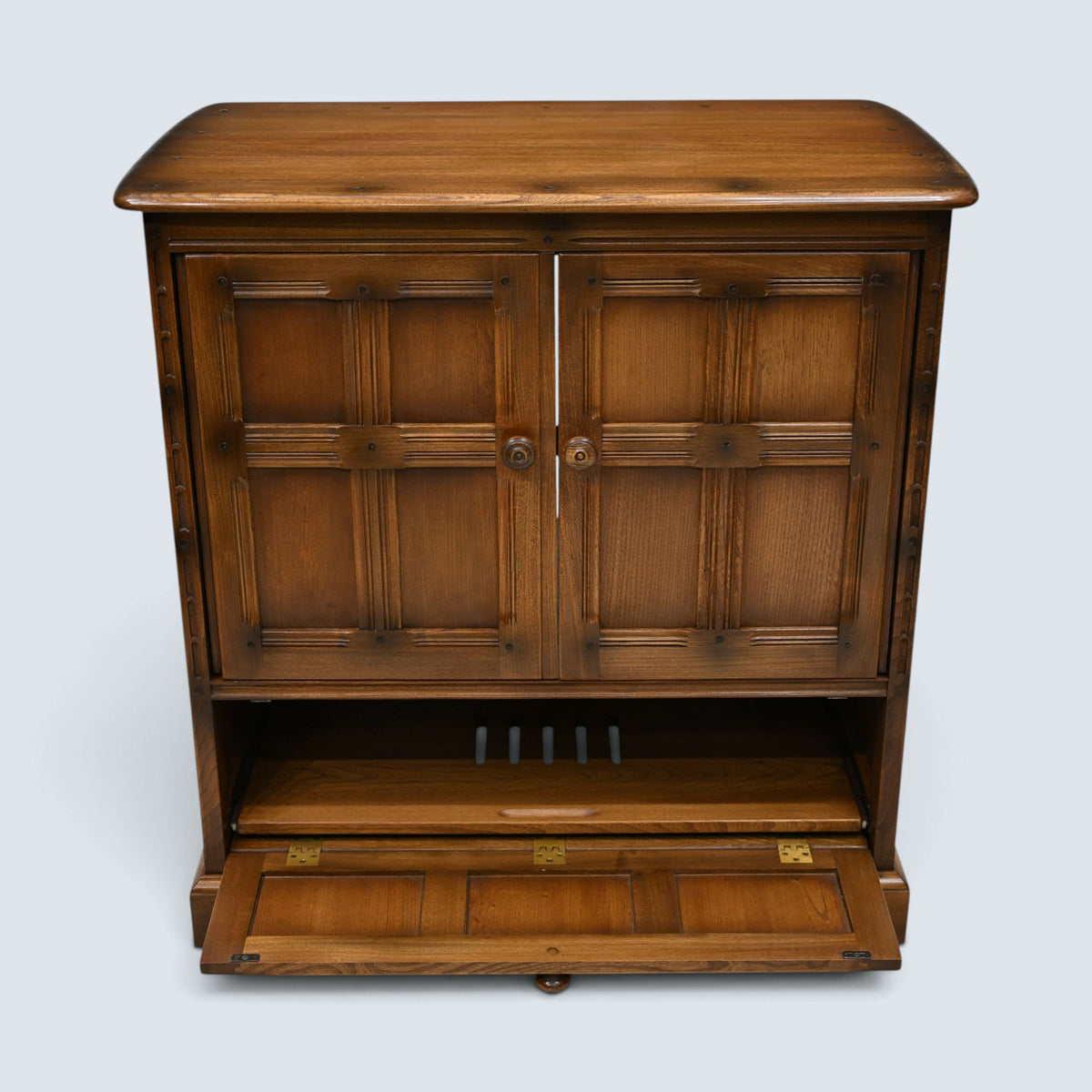 Ercol Old Colonial TV Video Cabinet Golden Dawn Finish #839 FREE UK Delivery*
