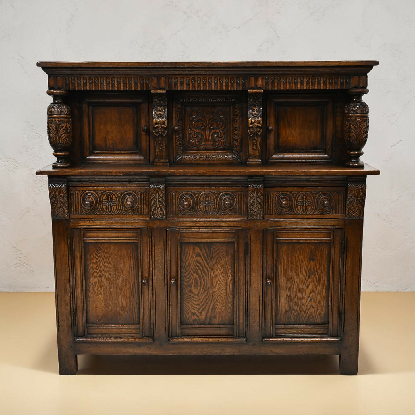 Oak Court Cupboard Buffett Sideboard By Skull (Ercol) Vintage FREE UK Delivery