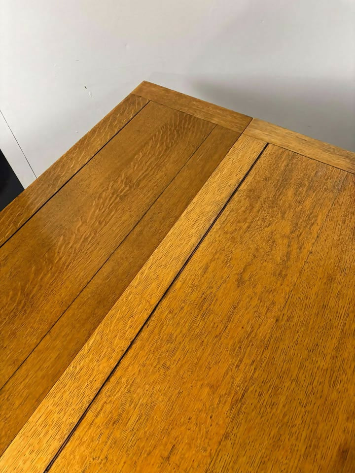 Early 20th Century Golden Oak Draw Leaf Dining Table