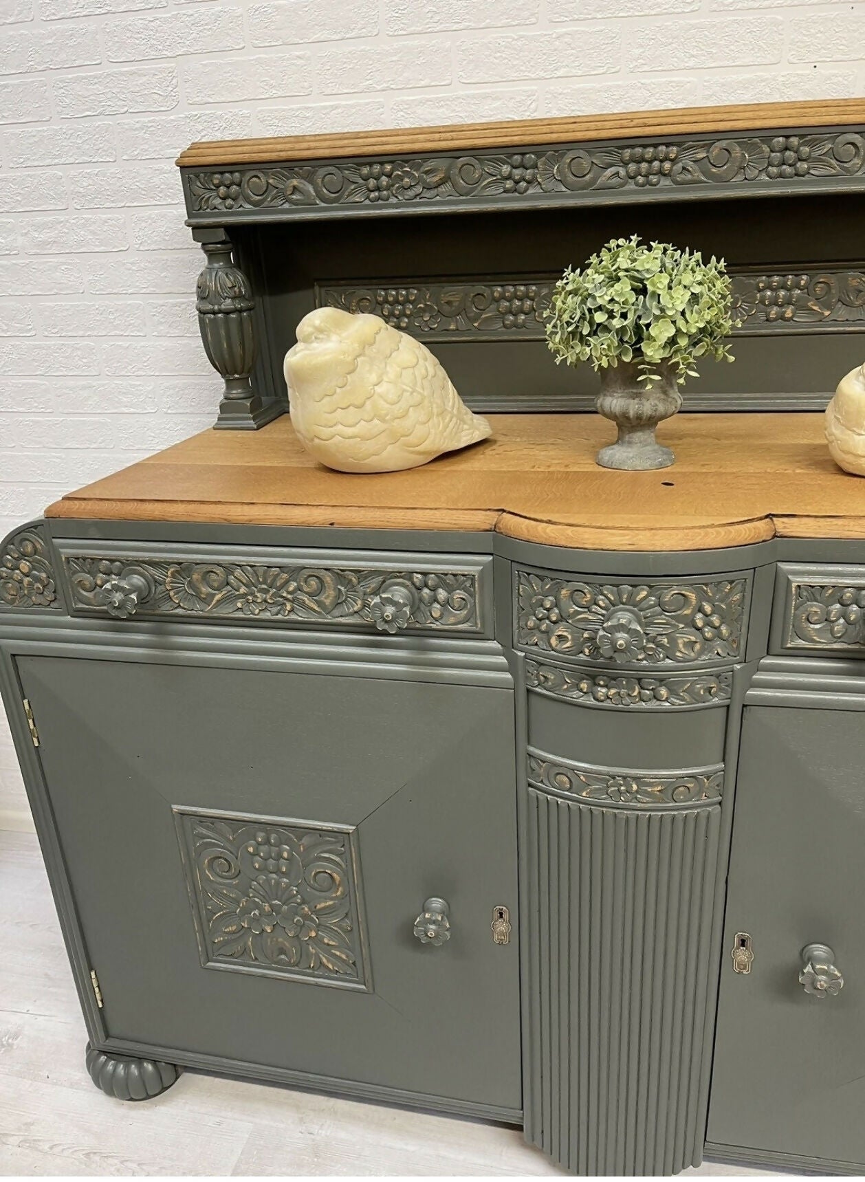 Stunning Art Deco Vintage Sideboard Solid Oak