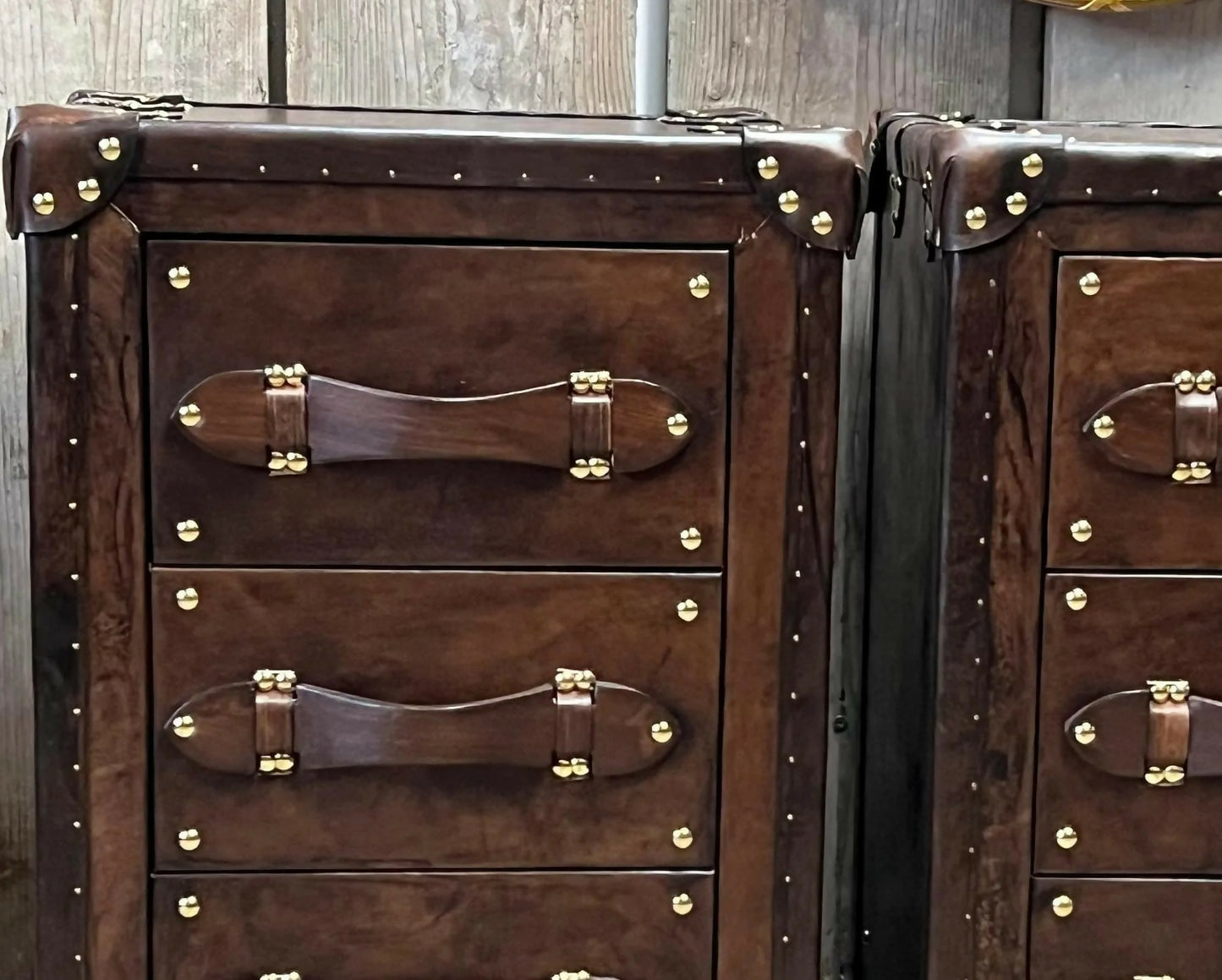 Vintage Handcrafted English Oak Leather Nightstands – Luxury Bedside Tables (Set of 2)