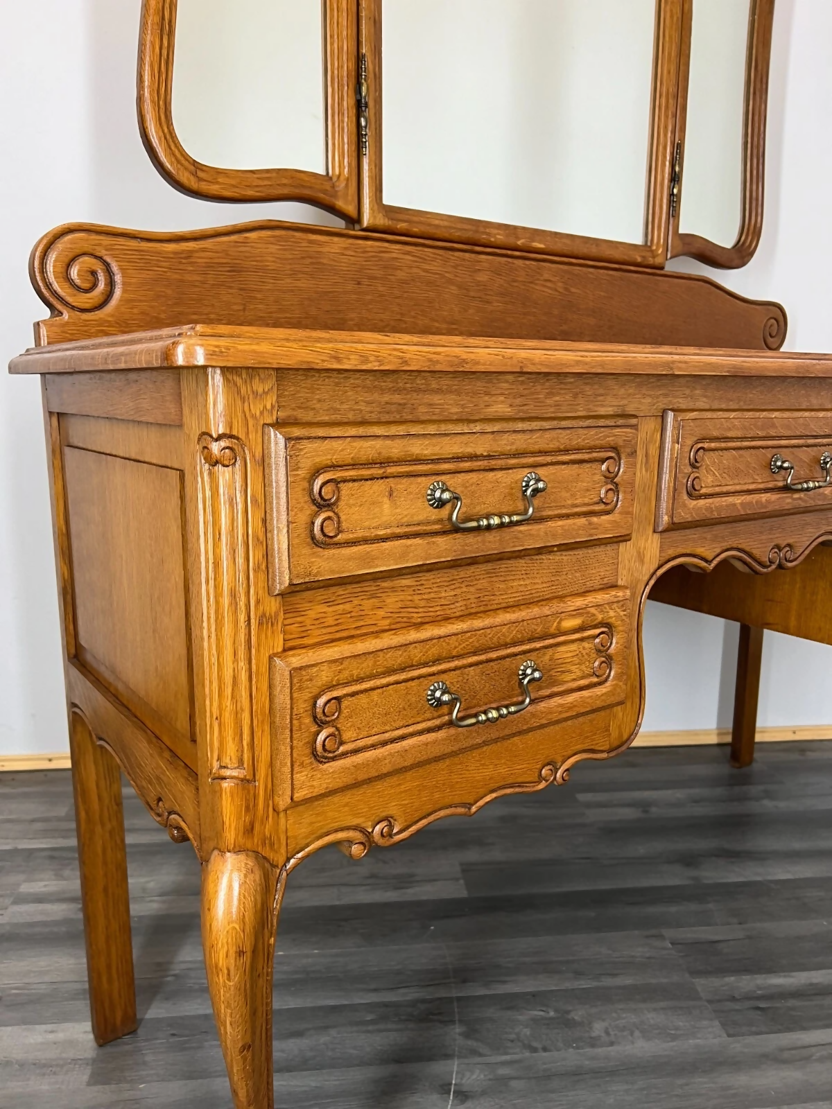 Dressing Table with Mirror Vintage French Louis Oak Vanity Makeup Table LOT 2757