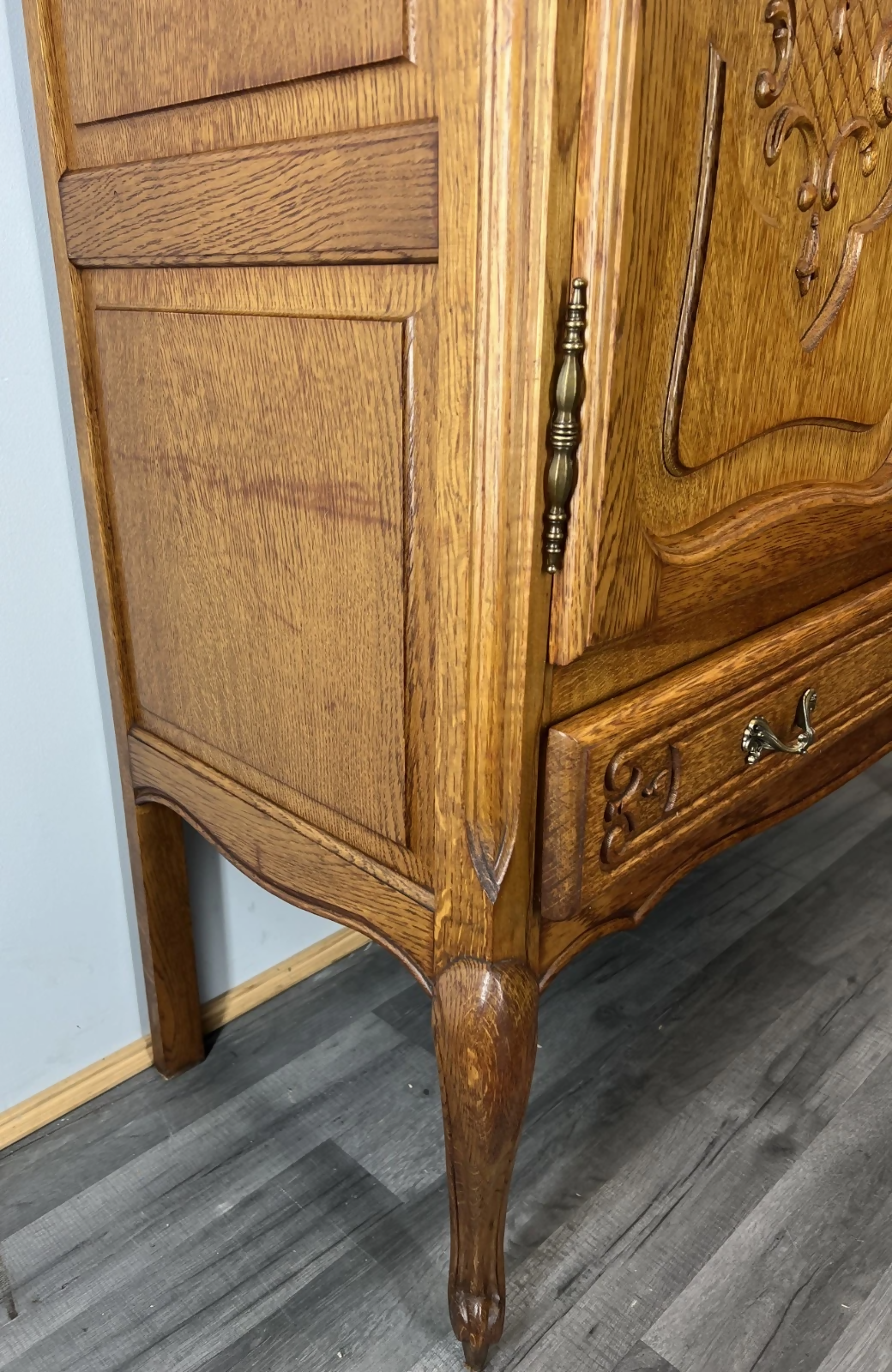 Cabinet Vintage French Louis XVI Style Oak Cupboard Carved Nightstand LOT 24342