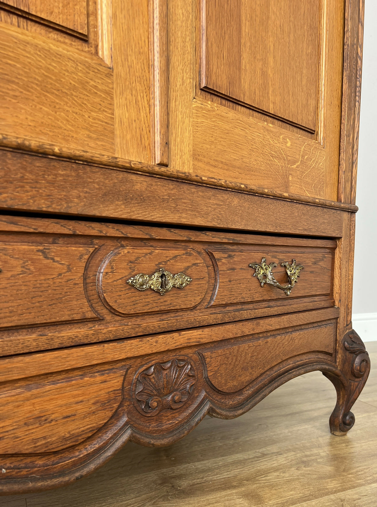 Wardrobe Antique French Style Oak Two Door Storage Carved Armoire LOT 6510