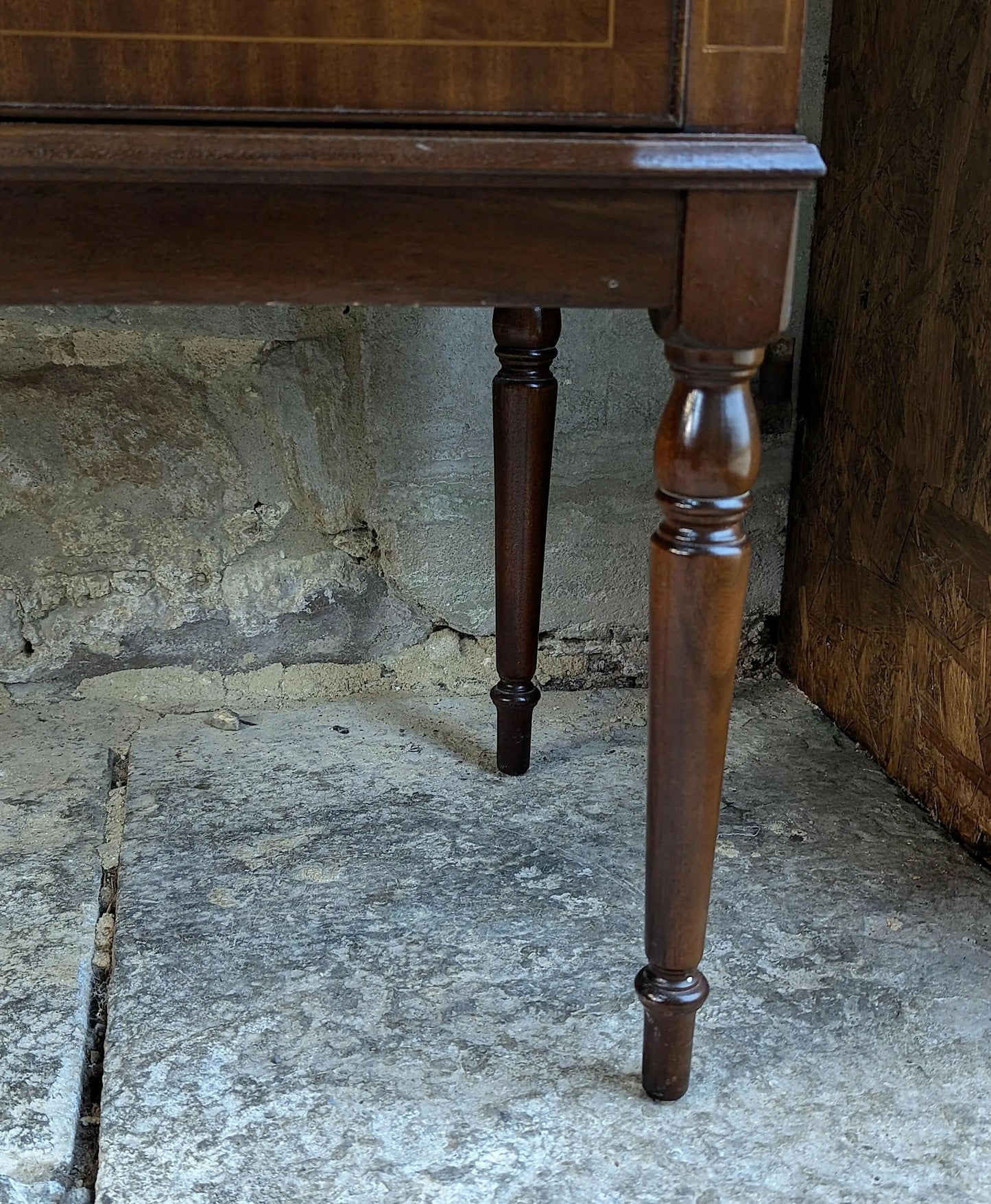 Regency Style Mahogany Sideboard with Drawers - Serpentine