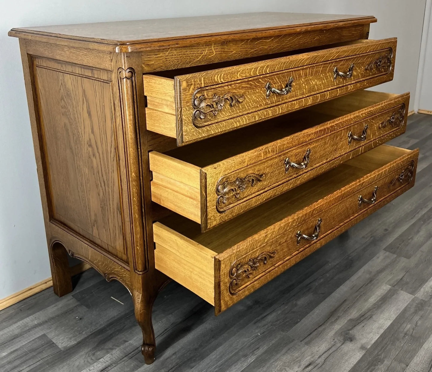 Chest of Drawers Vintage French Louis XVI Oak 3 Drawers Carved Cabinet LOT 4344